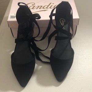 Candies Lace Up Black Flats size 9.5